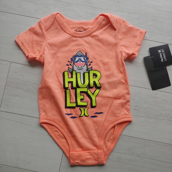 HURLEY NEW Baby Shark Bodysuit & Jogger Sweatpants - Picture 2 of 14